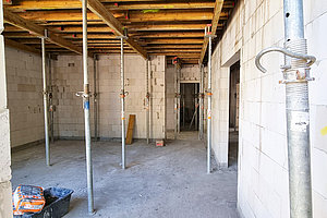 Erweiterung Ev. Kita Plötzensee: Rohbau eingeschalte Decke, 5.9.2023 (© Andreas Kaul)