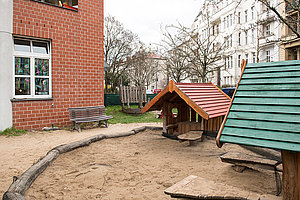 Ev. Kita Viktoria-Luise-Platz (© Elisabeth Schoepe)