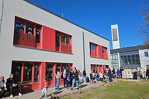 Ev. Kita Regenbogenland: Eröffnung Neubau 22.4.2026 (© Juliane Kaelberlah)