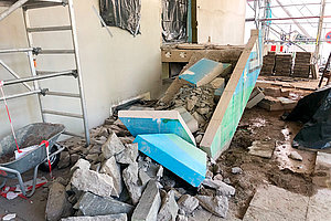 Energetische Sanierung Ev. Kita Alt-Tempelhof: Abbruch Treppe alter Eingang, 12.5.2023 (© Andreas Kaul)